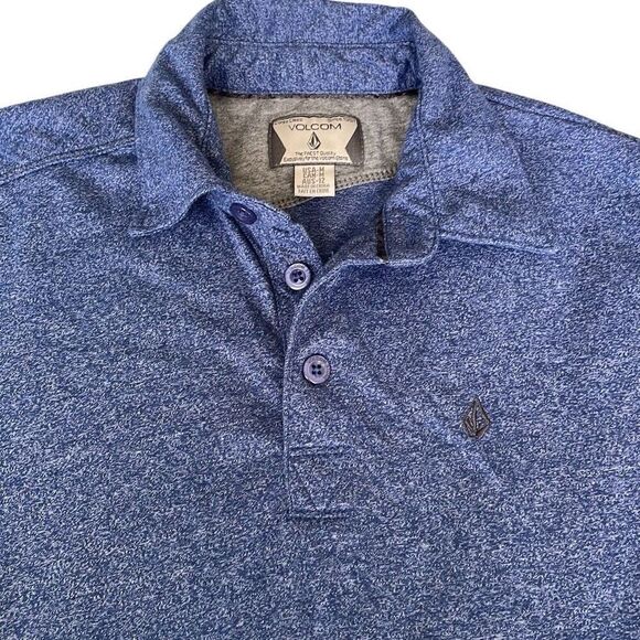 EUC! Volcom Boys Short Sleeve 3 Button Heathered Blue Polo Shirt Size M - Picture 2 of 6